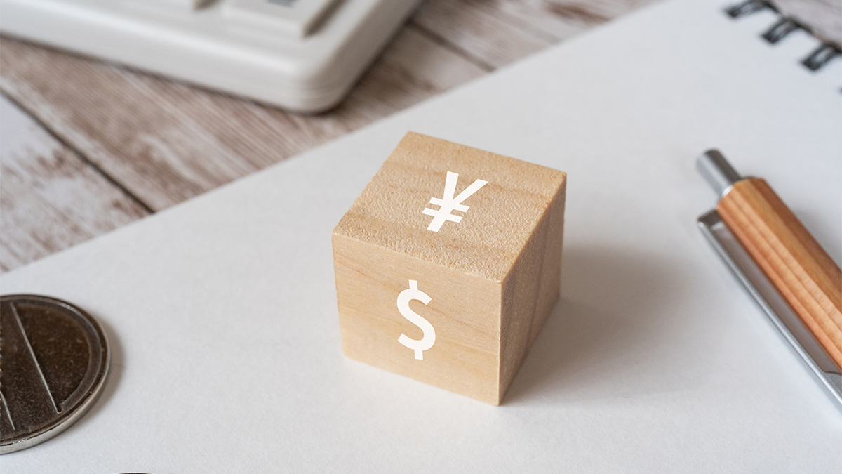 日本株を買うべきか